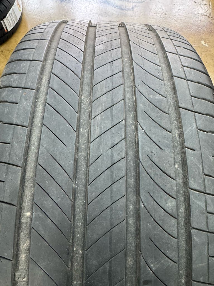 더 뉴 그랜저ig 캘리그래피 19인치 휠타이어 팝니다 이미지