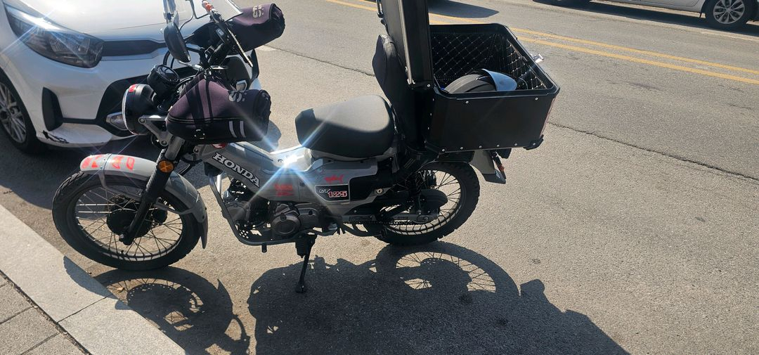 헌터커브 ct125cc 오토바이 이미지