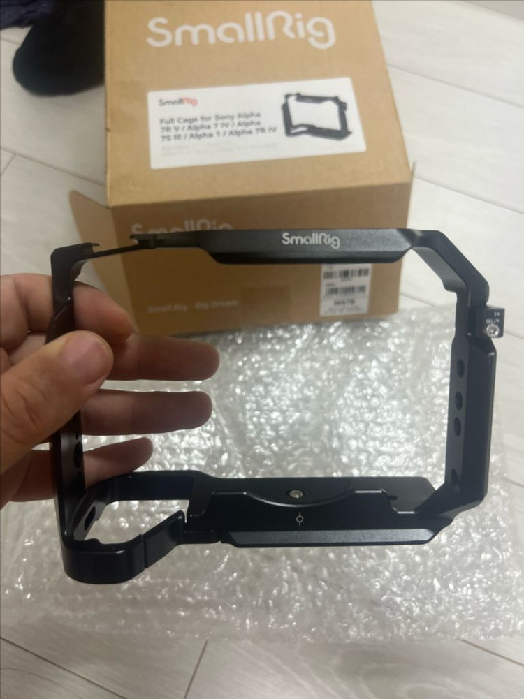 (단순개봉) 소니 a7m4, a7s3, a7R3, a7R4, a1 겸용 스몰리그 케이지 3667B 이미지