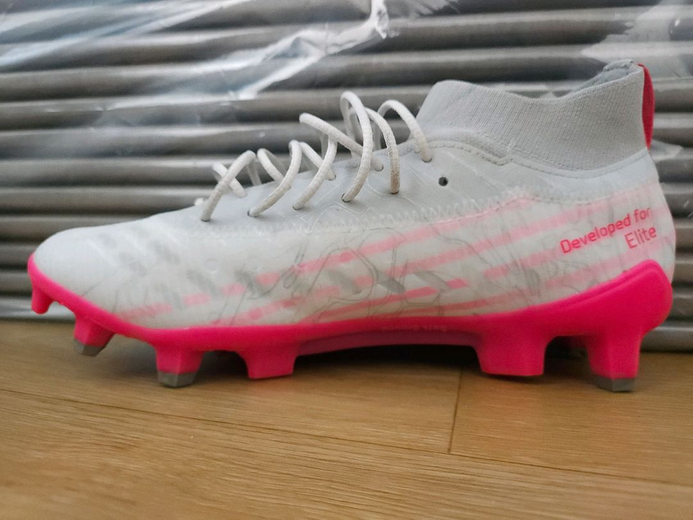 데피니브ag 엘리트 축구화 이미지