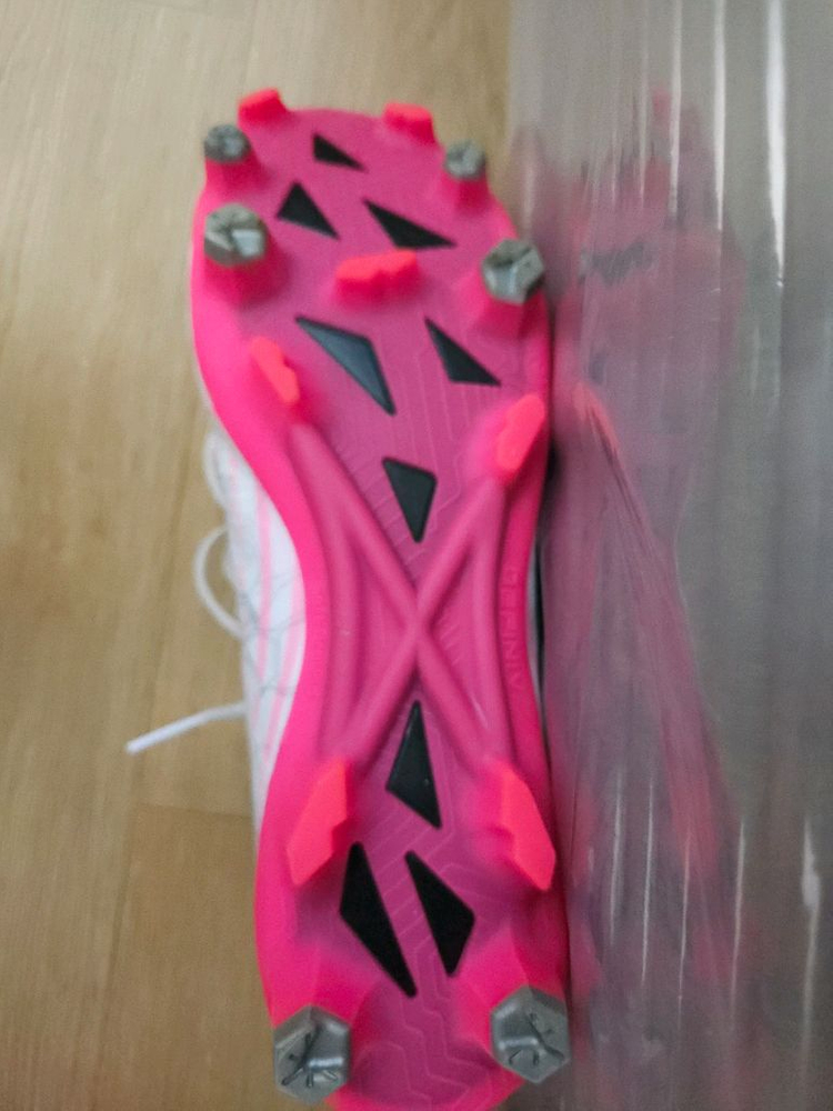 데피니브ag 엘리트 축구화 이미지