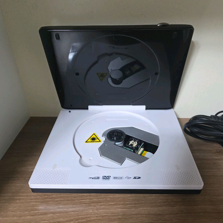 TKDS DVD, CD 포터블 플레이어 이미지
