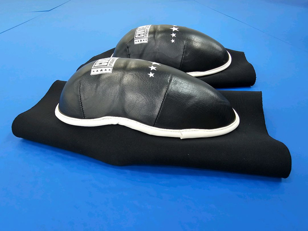 MMA 격투기 킥복싱 무릎보호대, 니킥가드, 니가드, UFC 이미지