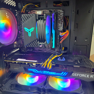 AMD RYZEN 7 5700X, RTX 3070TI 이미지