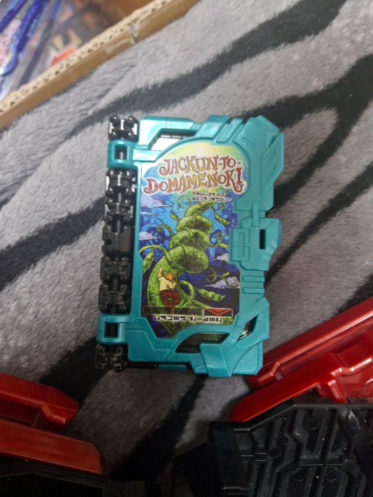 가면라이더 세이버 인왕검 이미지