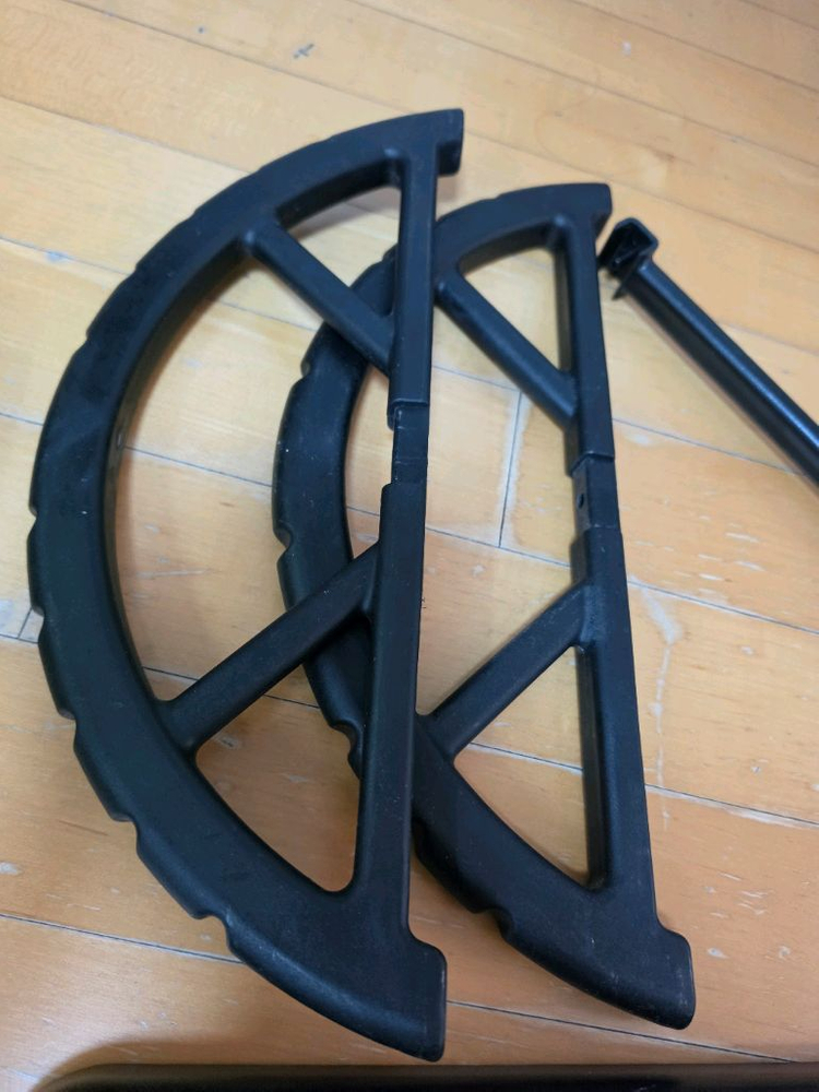 각도조절 가능한 발받침대 다리받침대 풋레스트 (블랙) 리빙숲 브리즈 이미지