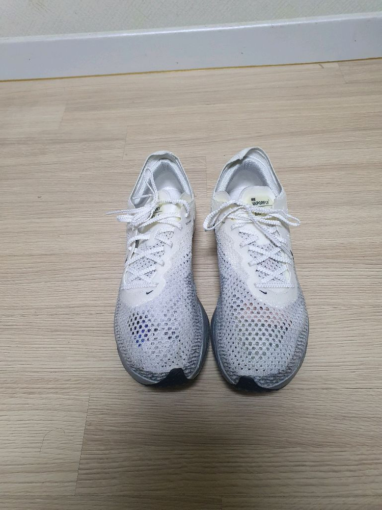 나이키 베이퍼플라이 넥스트 %3 러닝화 275 이미지