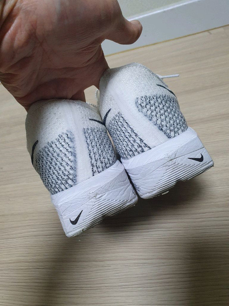 나이키 베이퍼플라이 넥스트 %3 러닝화 275 이미지