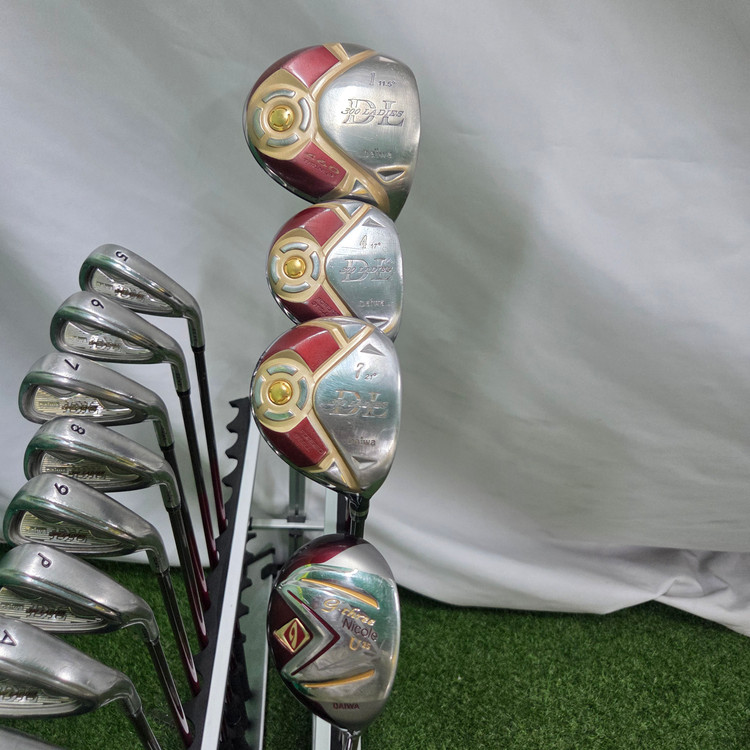 다이와 300 레이디스 여성용 중고 골프채 풀세트 이미지
