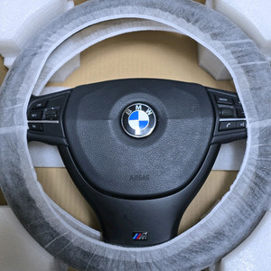 M 스포츠 핸들 이미지