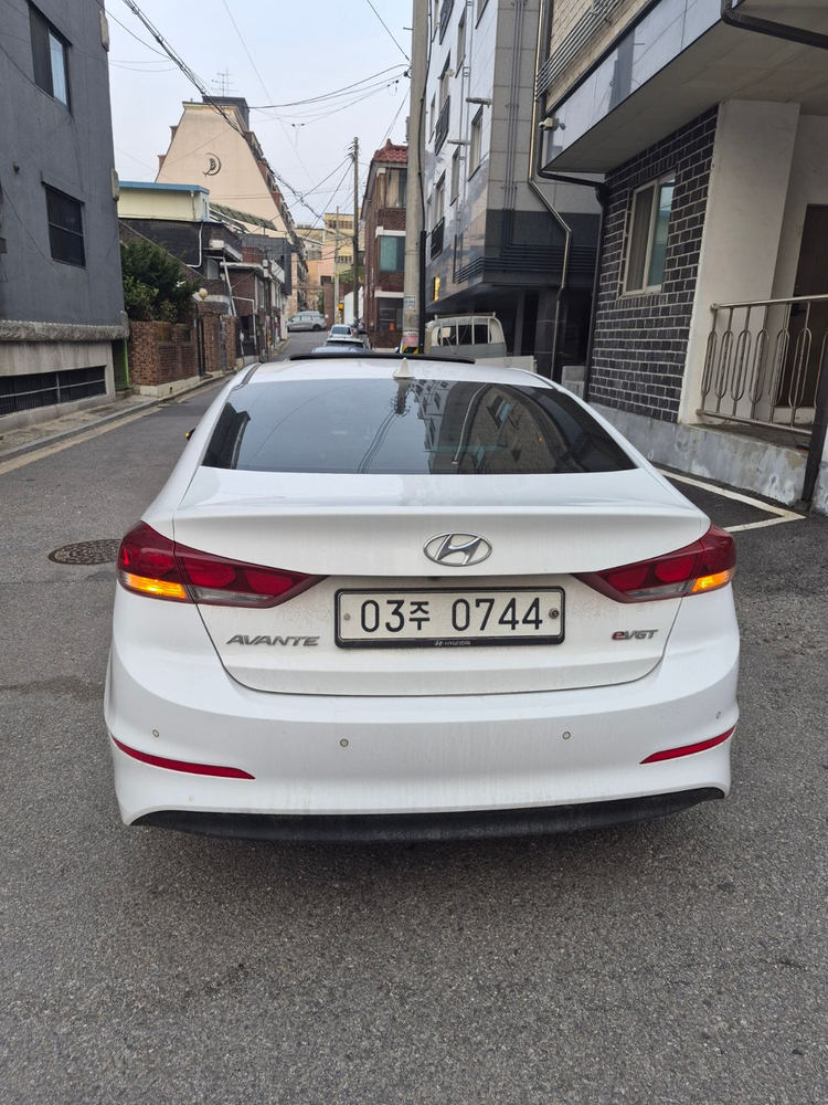 아반떼AD EVGT 디젤 이미지