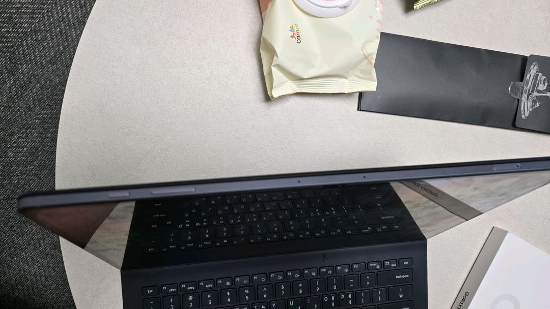 갤럭시탭s10 울트라 정품키보드 포함 이미지