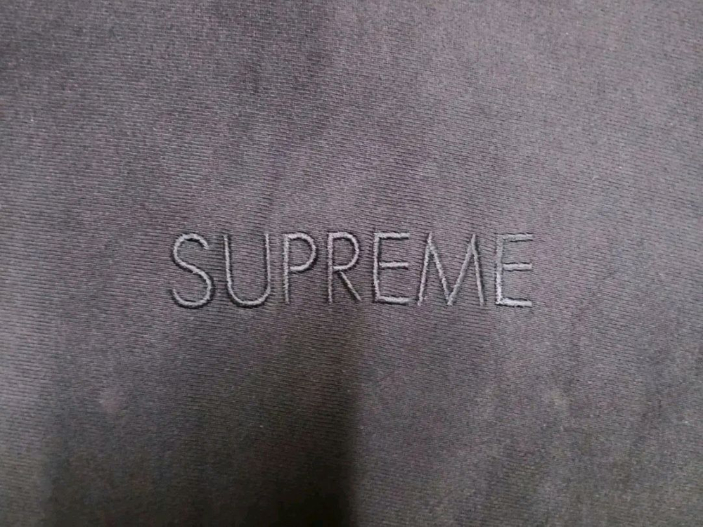 [정품 파격가 남여공용] 슈프림 블랙 자수로고 후드티 후드집업 M 사이즈 (발망 아미리 디스쿼어드2) 이미지