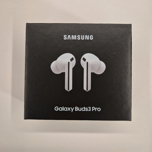 갤럭시 버즈3 프로 화이트 이미지