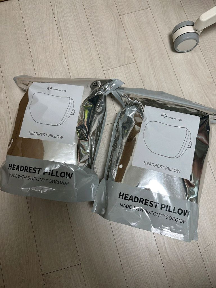 테슬라전용 티파츠컴피 차량용 목쿠션 이미지