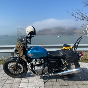 로얄엔필드 인터셉터650 이미지