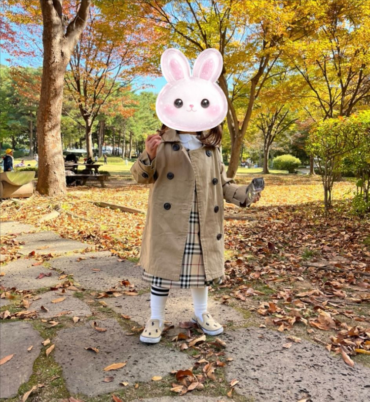 버버리 키즈 체크 원피스 & 트렌치 코트(착샷O) 이미지