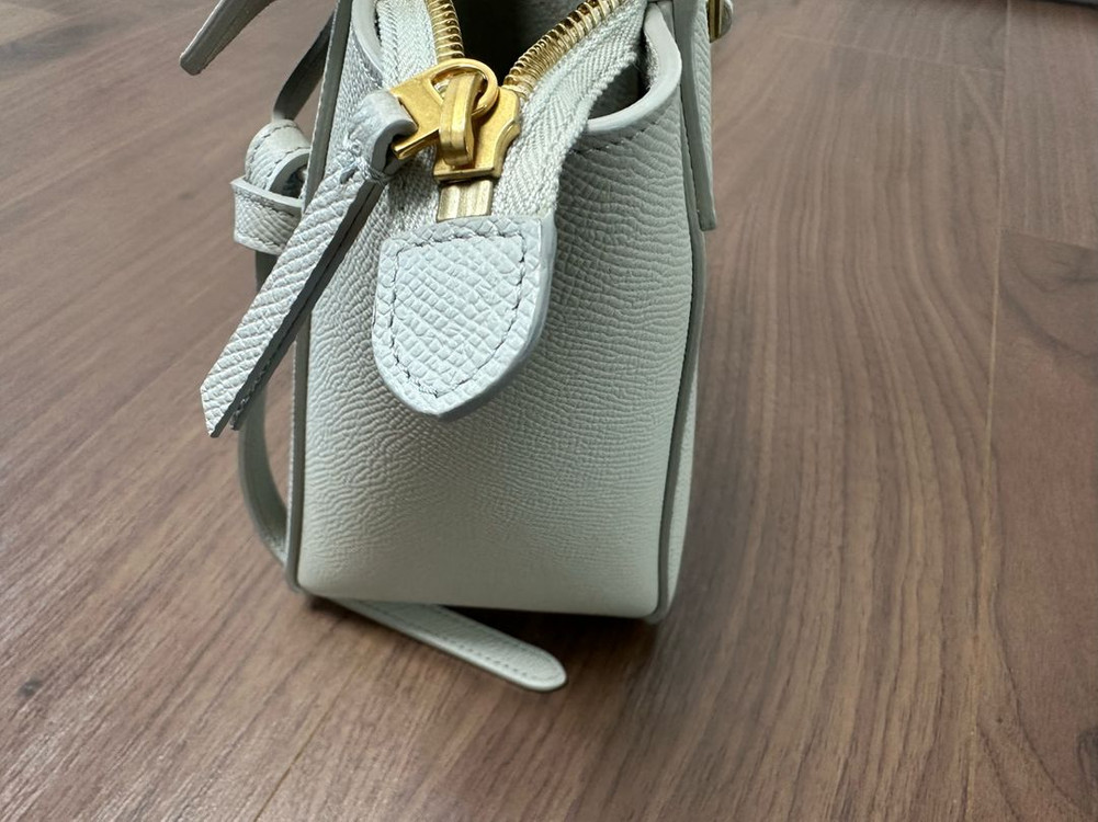 셀린느 벨트백 나노 당연 정품 이미지