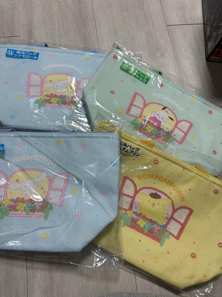 아타리쿠지 산리오 굿즈들 판매합니다 이미지