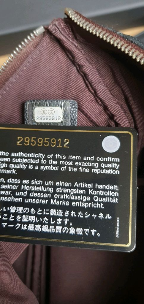 샤넬 캐비어 클러치백 라지 정품A급(감정O)구찌프라다루이비통디올고야드셀린느보테가생로랑버버리발렌시아가가방파우치가방 이미지