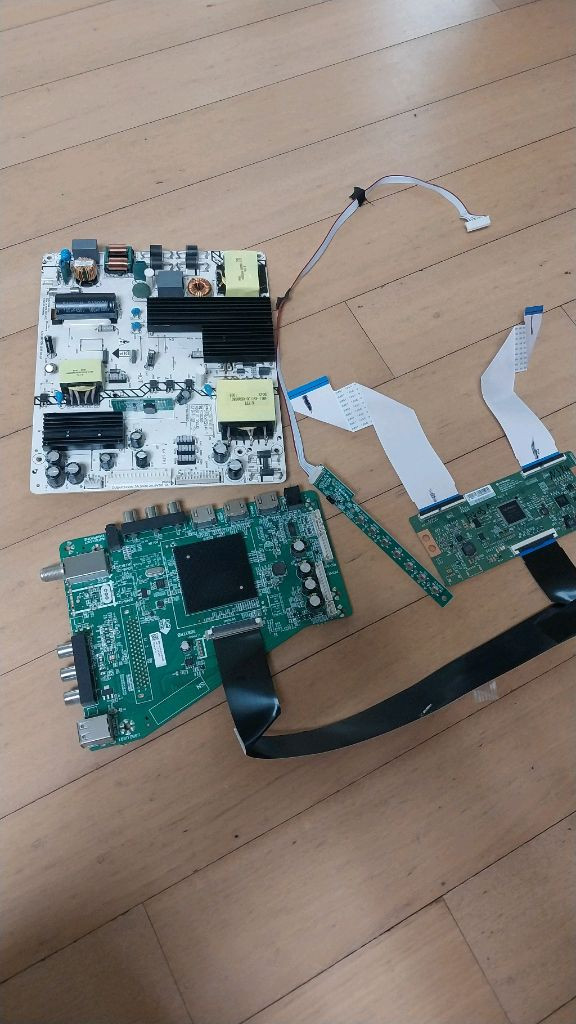 65인치 TV 4K UHD, 오늘 백라이트 새제품으로 교환. 예비부품 1세트 드립니다. 이미지