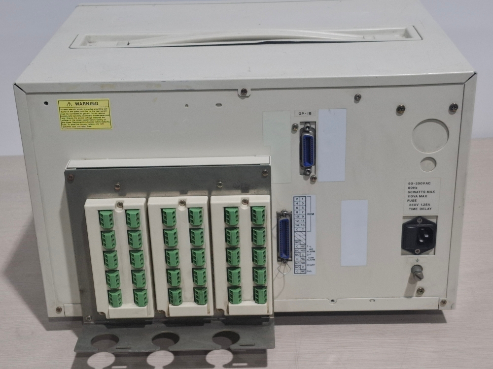 YOKOGAWA HR 2300 Hybrid Recorder 온도기록계 이미지