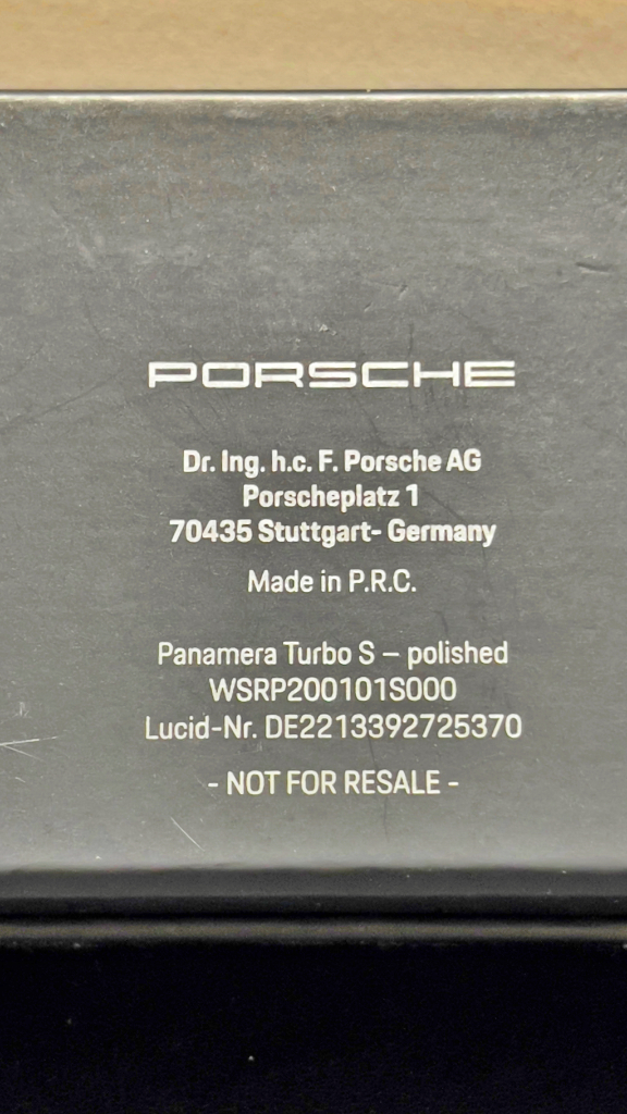 [가격할인] 포르쉐 파나메라 터보S 페이퍼웨이트 (새제품) 이미지
