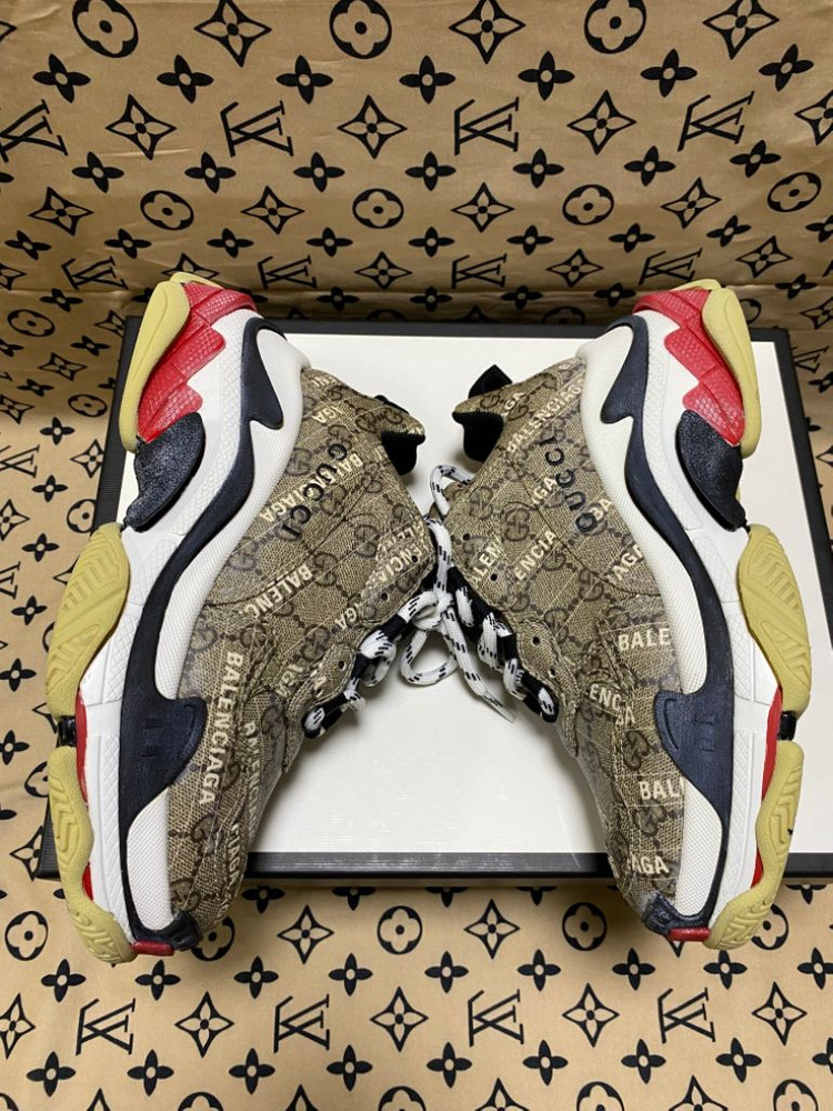 [36] 구찌 x 발렌시아가 해커 프로젝트 트리플 s 이미지