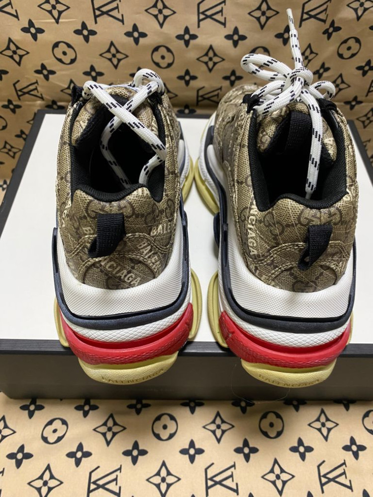 [36] 구찌 x 발렌시아가 해커 프로젝트 트리플 s 이미지