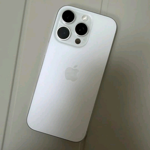 아이폰 16 프로 Pro 256GB 화이트 이미지