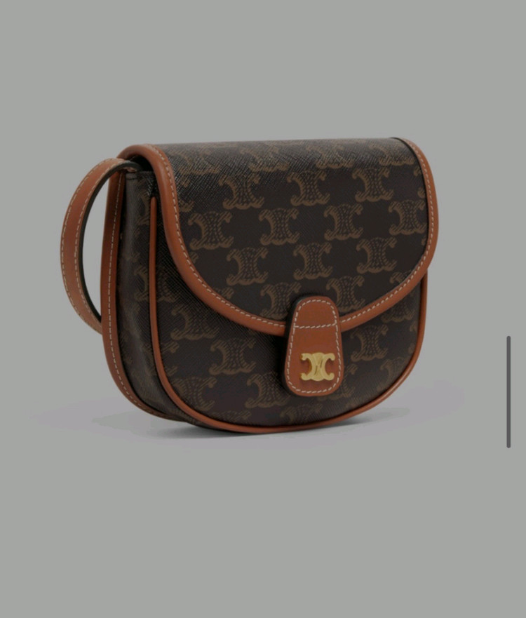 셀린느 미니 베사체 트리옹프 탠 크로스백숄더백테수토호보백구찌루이비통디올프라다샤넬생로랑아바백 이미지