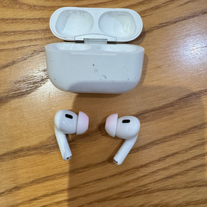 에어팟 프로 2세대 이미지