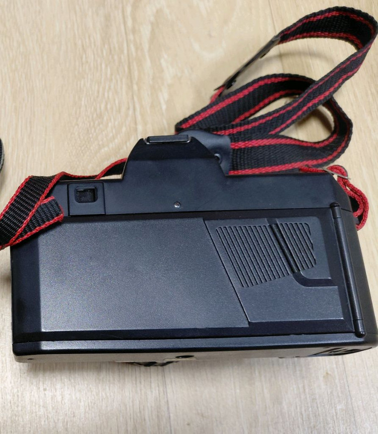 오래된 빈티지 Konex 필름 카메라 팝니다 이미지