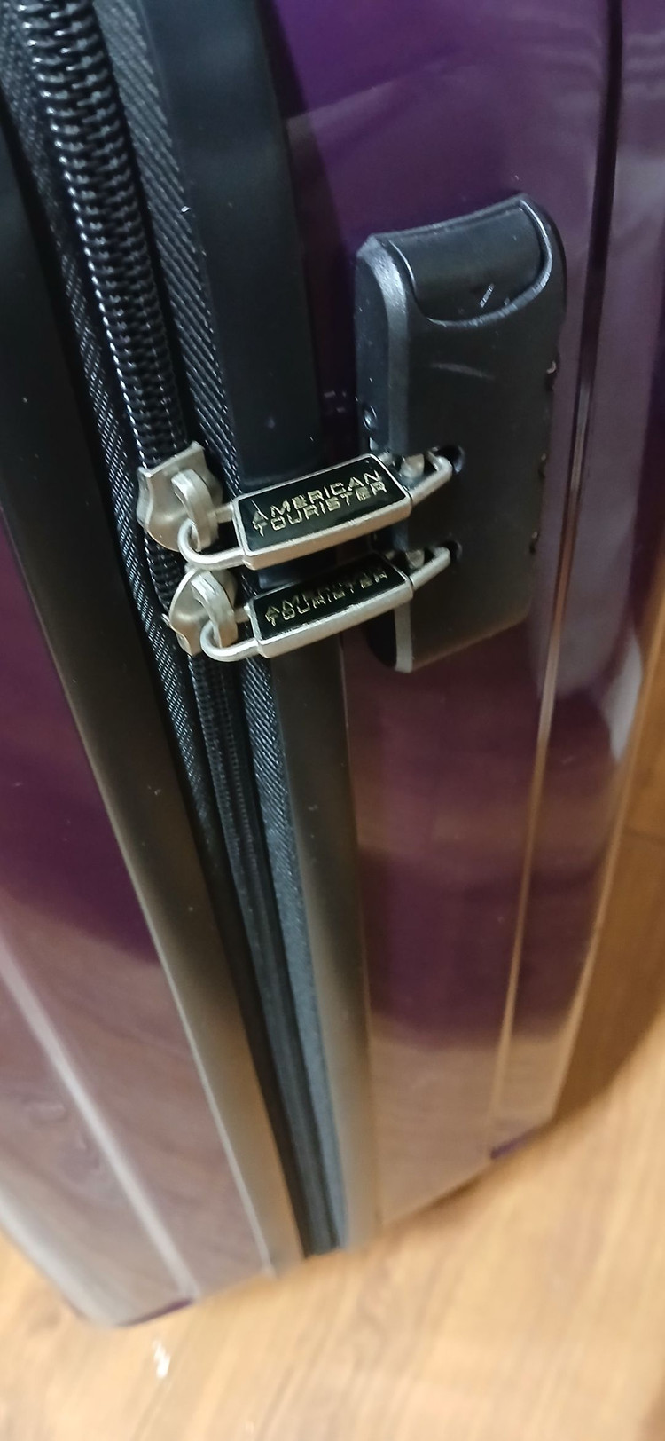 AERICAN TUASTER 20인치 하드케이스 캐리어 이미지