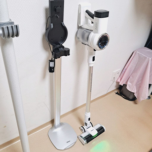 아이룸 F9 무선청소기 배터리24분 거치대포함 2in1 스틱+핸디형 이미지