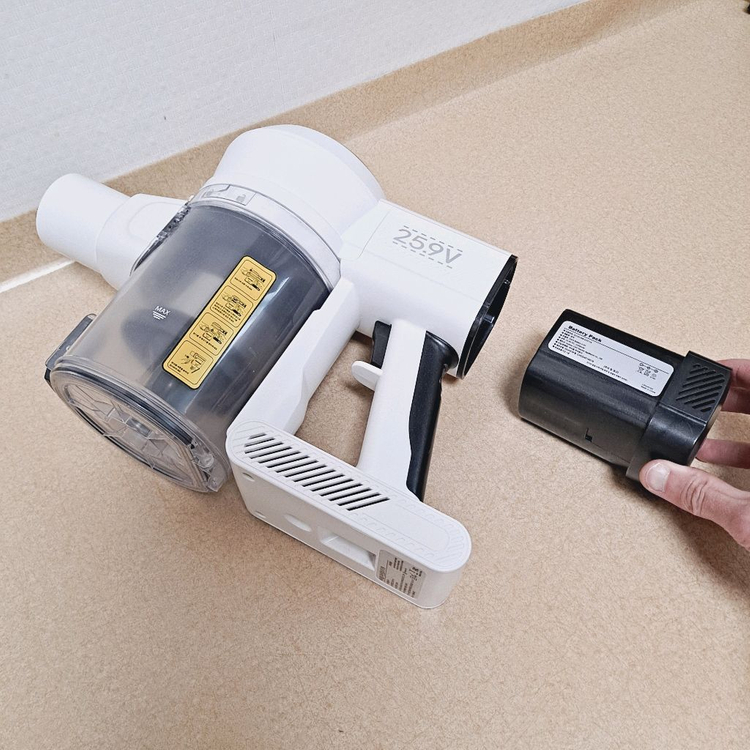 아이룸 F9 무선청소기 배터리24분 거치대포함 2in1 스틱+핸디형 이미지