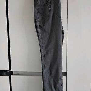 HULZ HOMME 블랙 라벨 XL(34) 팬츠 이미지
