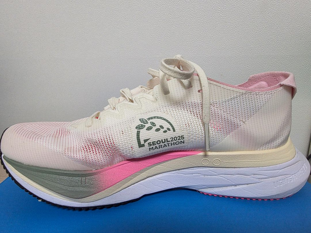 아디다스 보스턴12 240mm 여성 러닝화 이미지