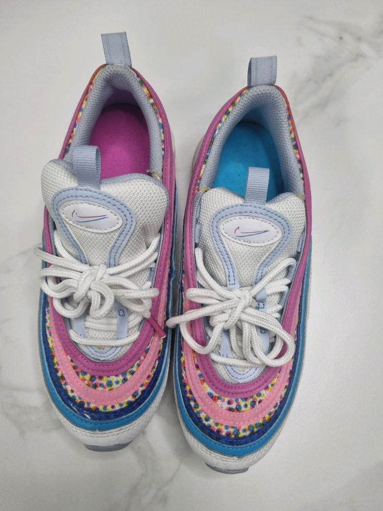 나이키 키즈 에어맥스97 여아 운동화 225 이미지