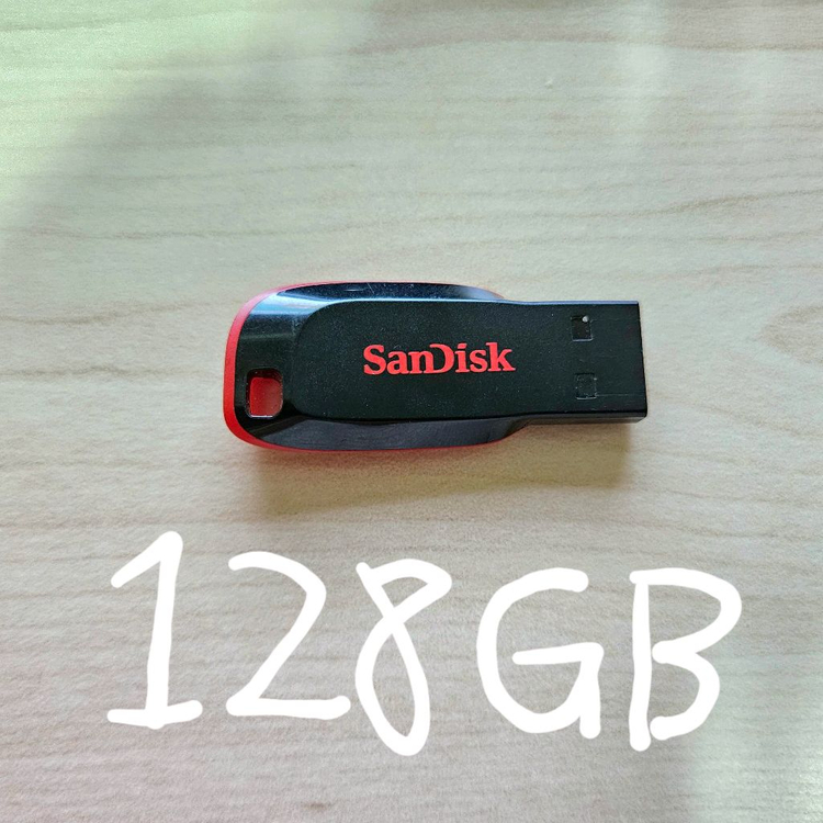 샌디스크 USB 128GB 판매합니다. 이미지