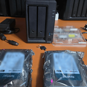 시놀로지 DS723+ 시놀로지 국내정품 HAT3300 8TB[미개봉] +램 4G 이미지