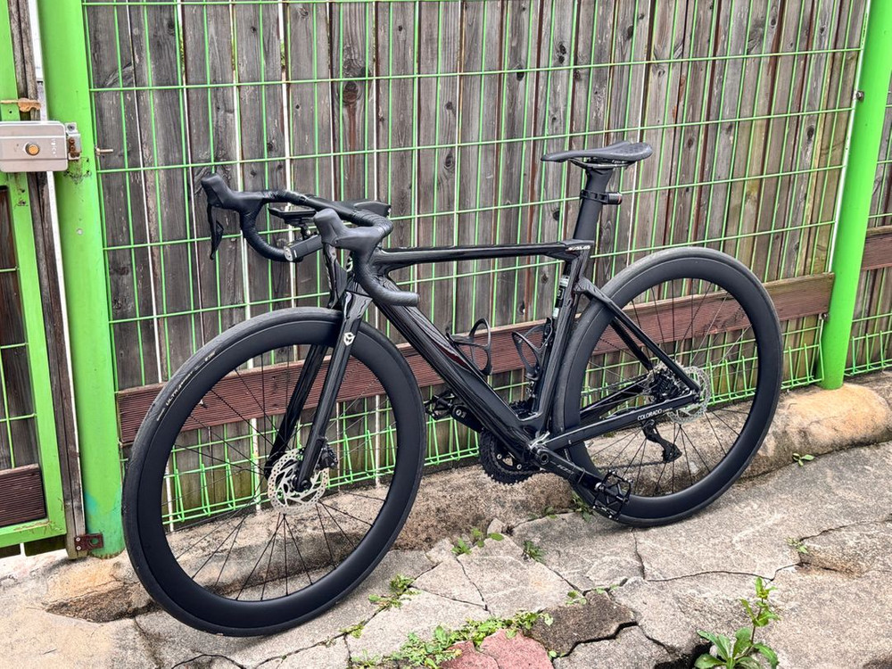 사바 콜로라도 7F 105 di2 풀카본 로드 이미지