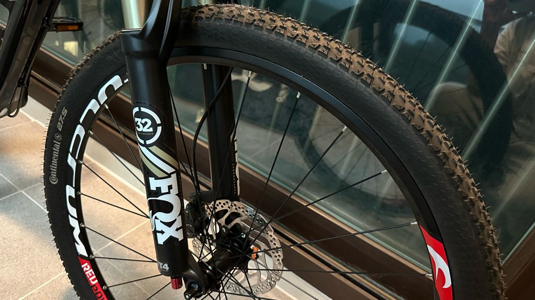 트리곤 다크니스 xc MTB 산악자전거 이미지