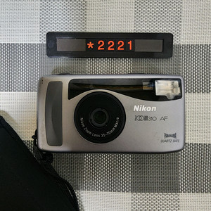 니콘 줌 310 AF 파노라마 실버바디 필름카메라 파우치포함 이미지