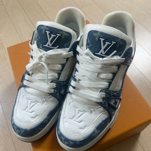 루이비통 LV 트레이너 스니커즈 (남성9사이즈) 이미지
