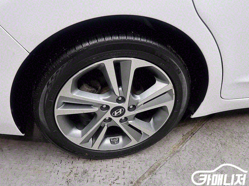 [현대]아반떼 AD 1.6 GDI 밸류 플러스 #앱특가 이미지