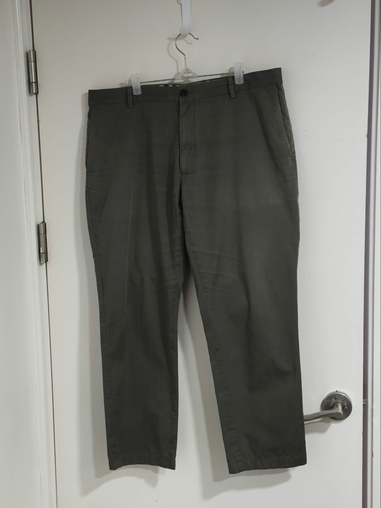 37 버버리 면바지 카키 이미지