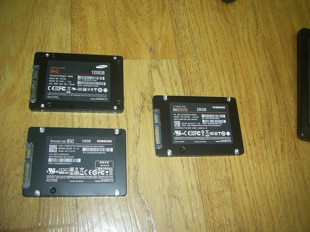 삼성 840 850 860SSD 120GBX2 250GBX1 3개 세트 이미지