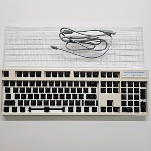 레오폴드 FC900RBT 풀배열 기계식 키보드 갈축 이미지