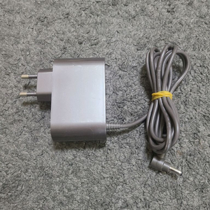 다이슨 무선청소기 V10 V11 충전기 아답터 220V (정품) 이미지